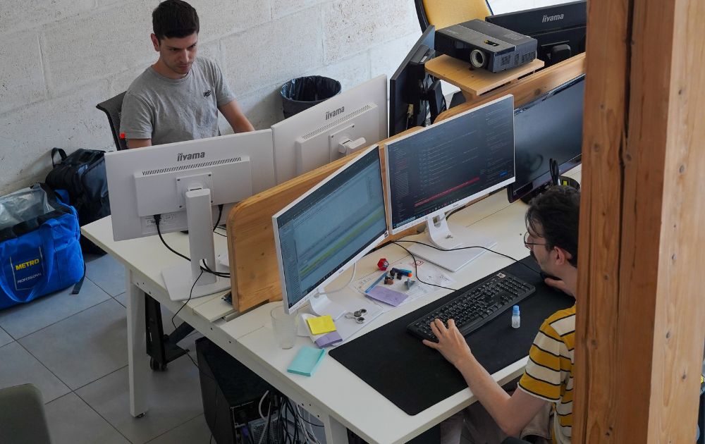 développement saas sur mesure agence digitale definima création application web webapp adapté